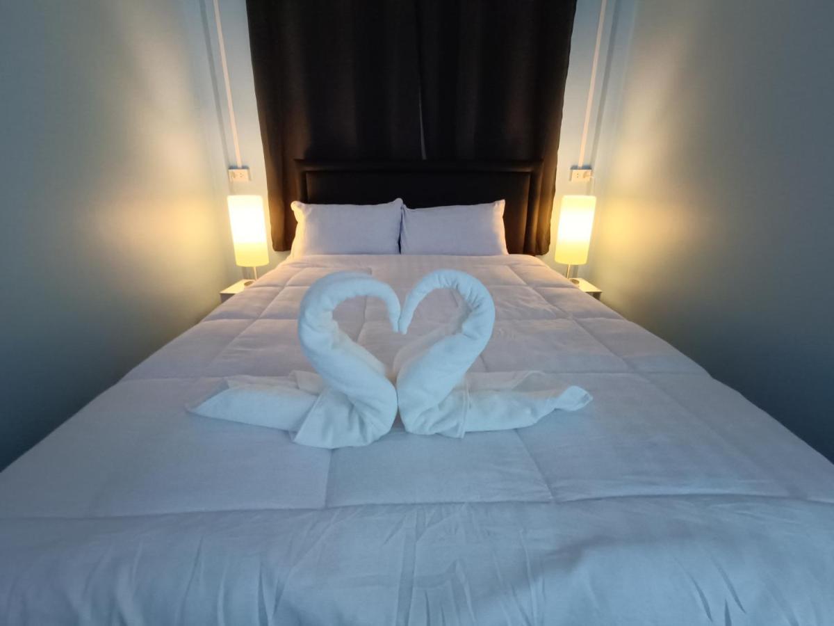 Wora Home Huahin Bagian luar foto