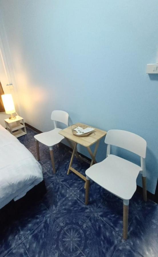 Wora Home Huahin Bagian luar foto